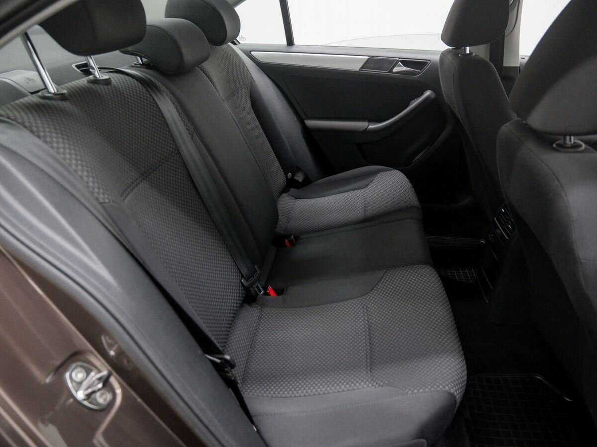 Volkswagen Jetta, 2011 Фото №6