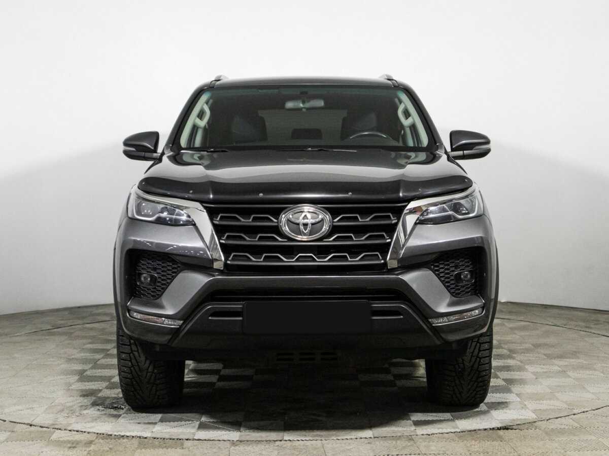 Toyota Fortuner, 2020 Фото №2