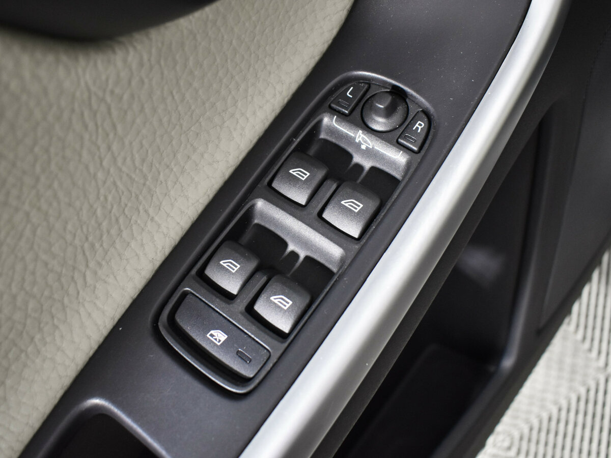 Volvo XC60 I, 2011 Фото №18