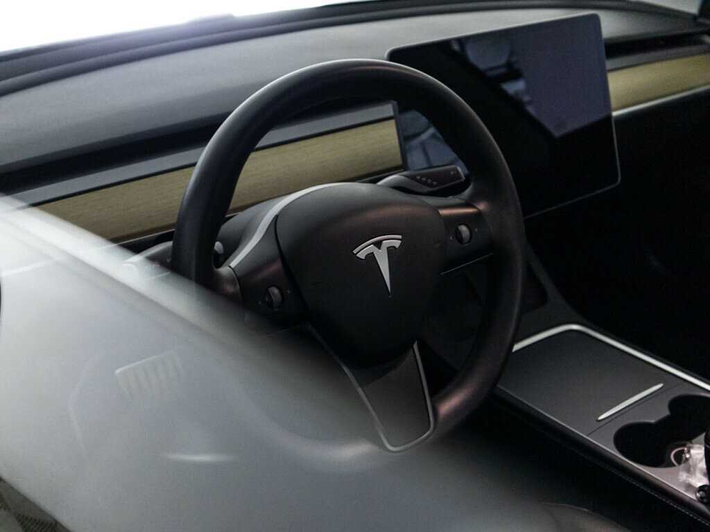 Tesla Model 3 Performance, 2020 Фото №29