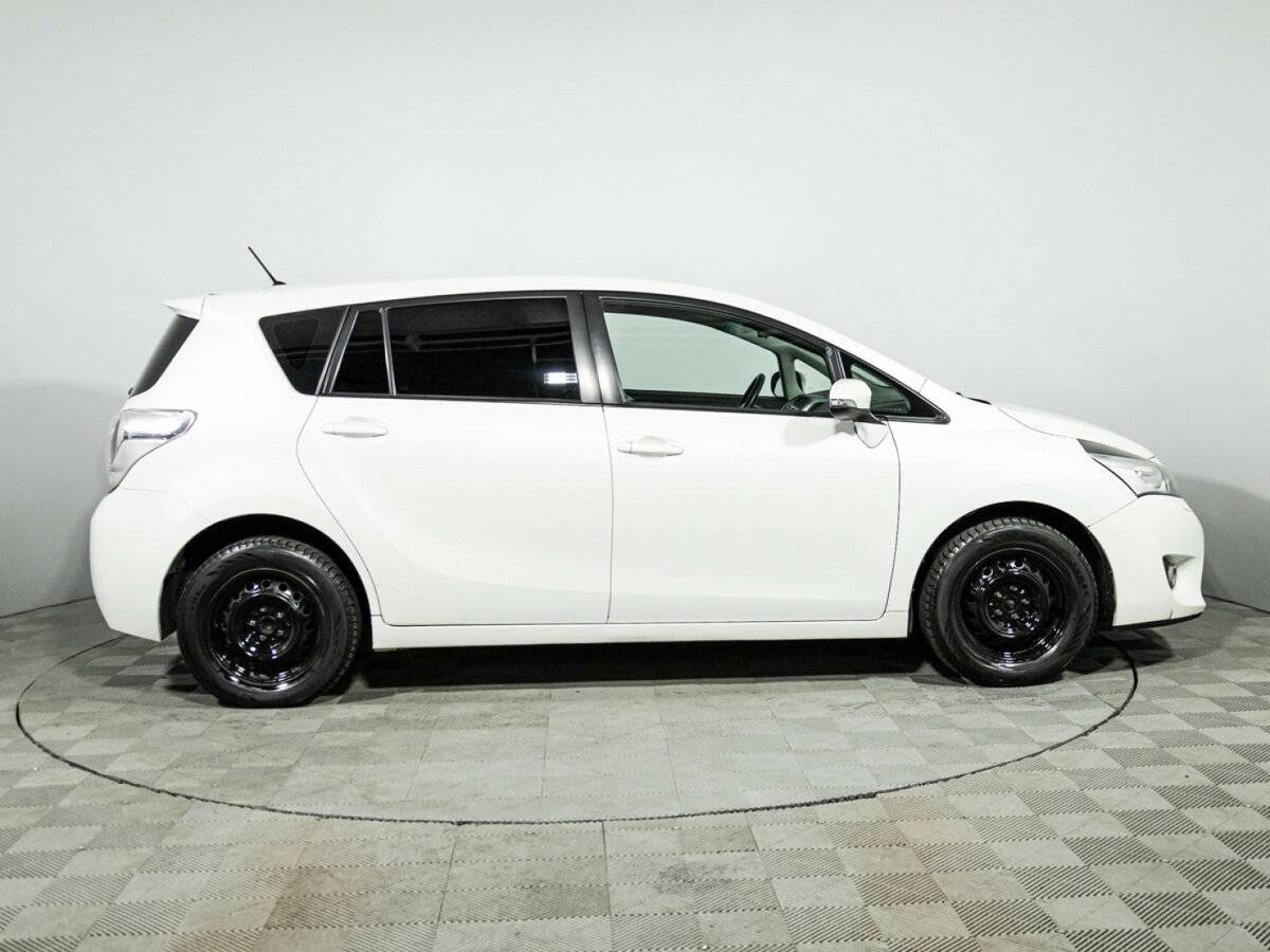 Toyota Verso I Рестайлинг, 2013 Фото №4