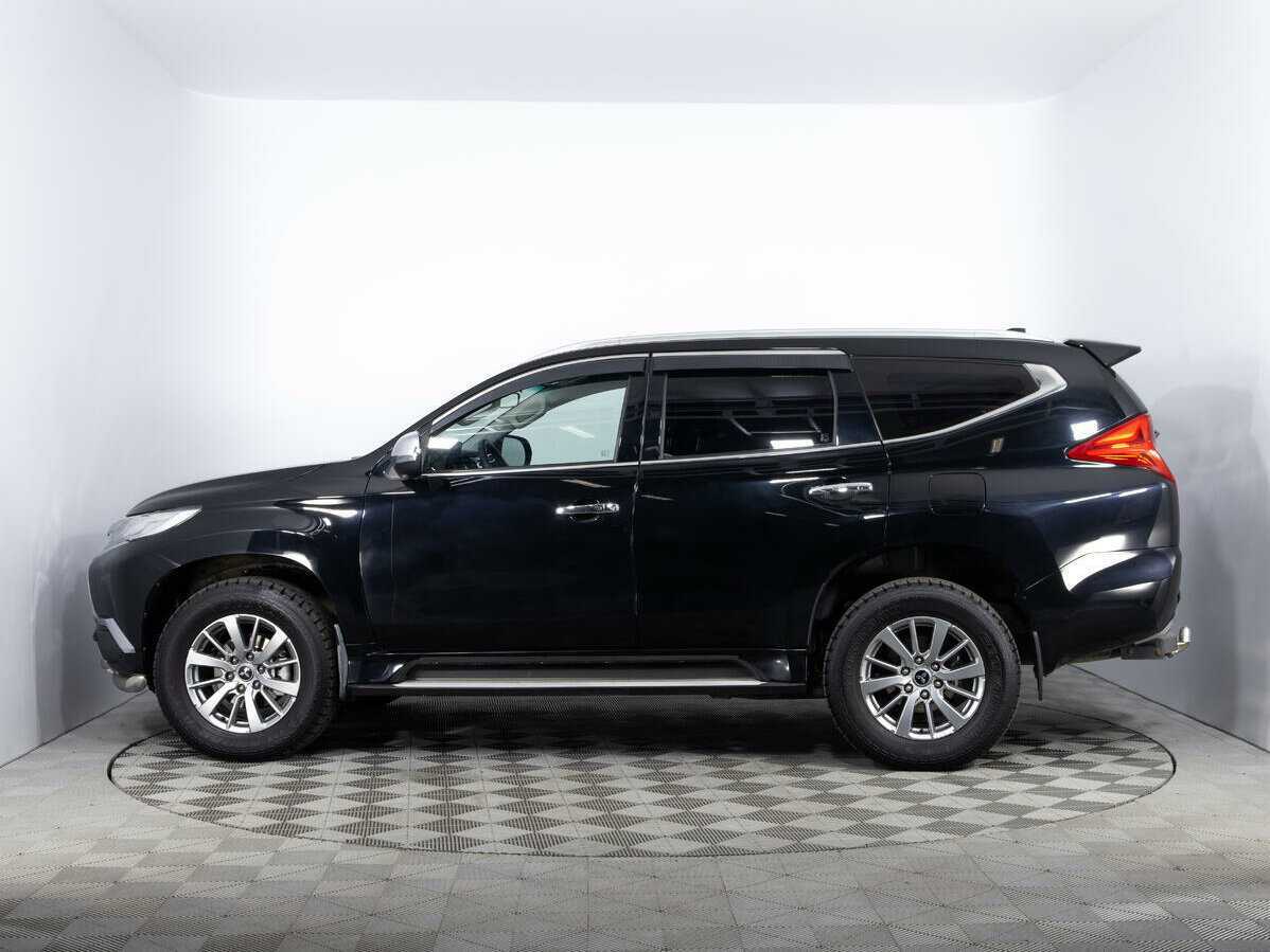 Mitsubishi Pajero Sport, 2017 Фото №8