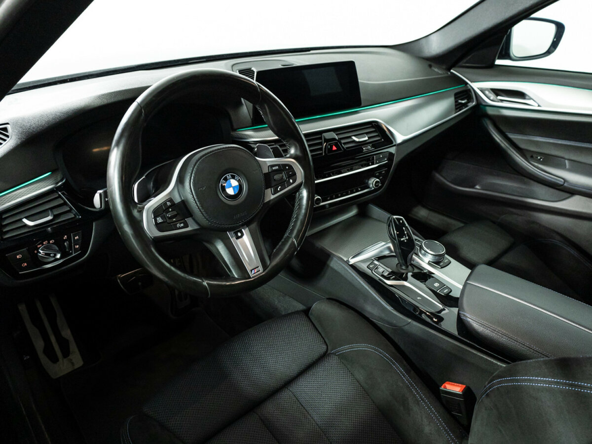 BMW 5 серии 520d xDrive VII (G30/G31/G38), 2018 Фото №9