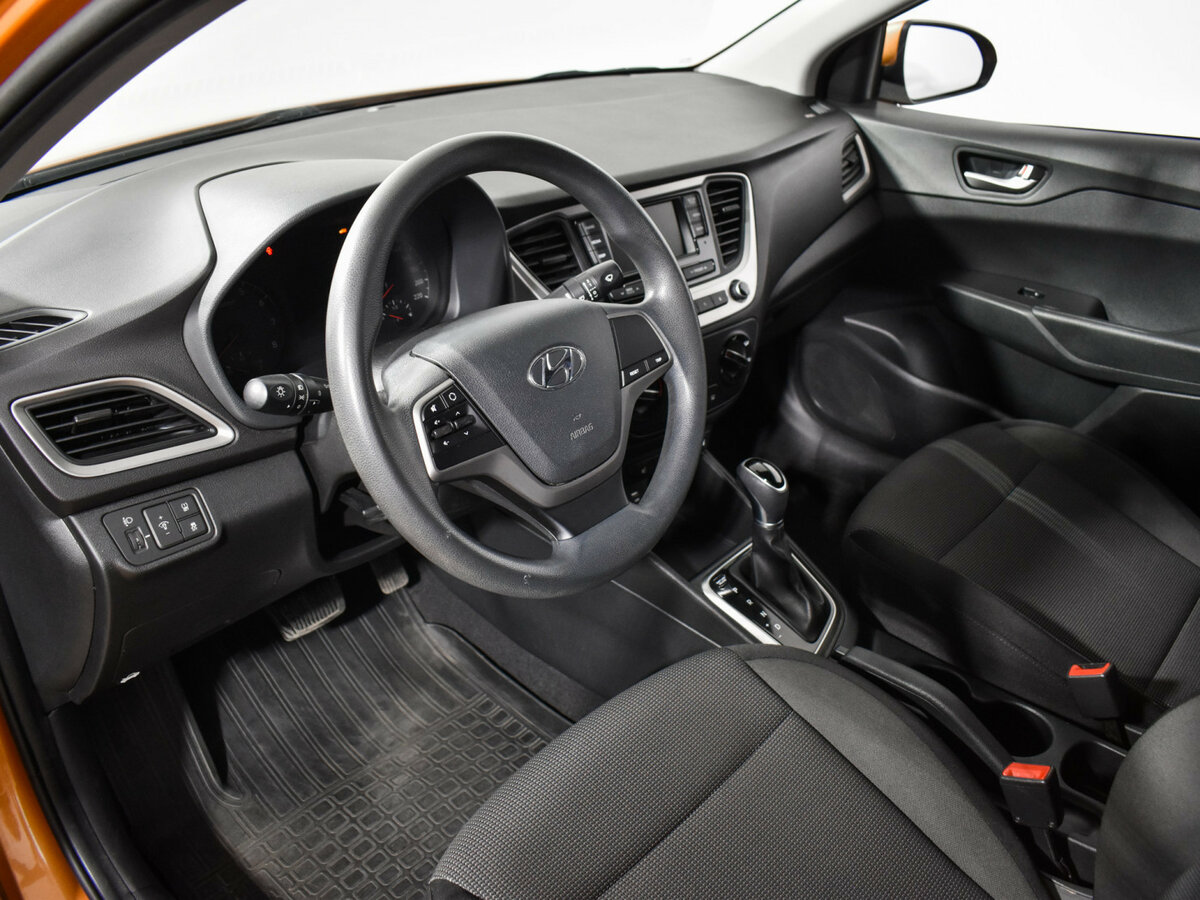 Hyundai Solaris II, 2017 Фото №9
