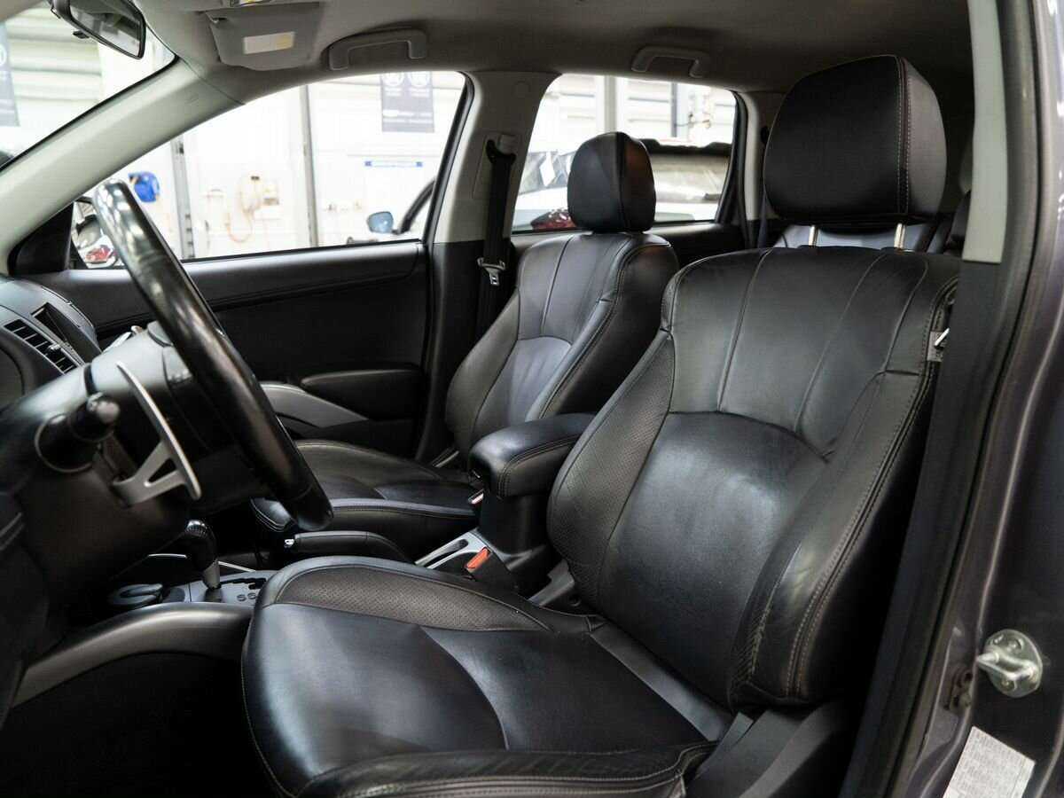 Mitsubishi Outlander, 2011 Фото №6