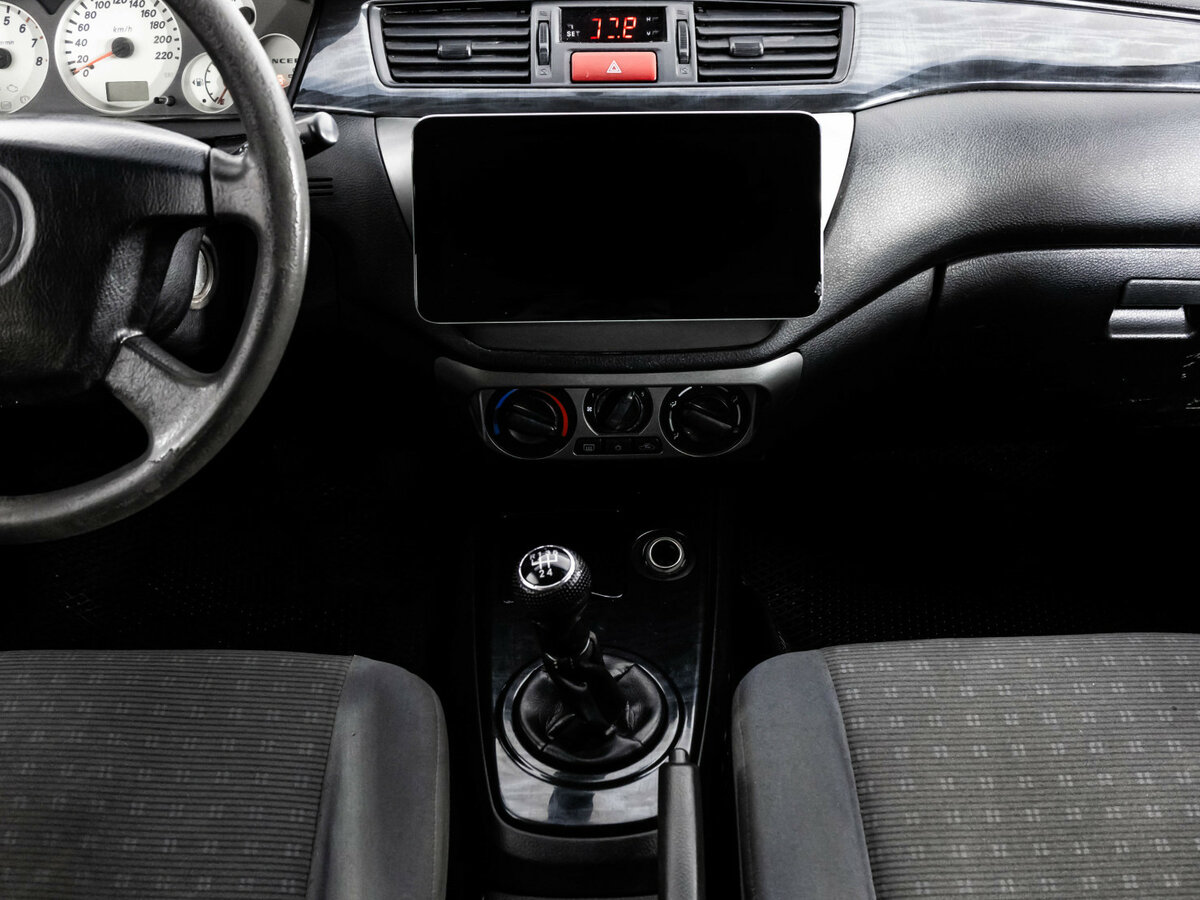 Mitsubishi Lancer IX Рестайлинг, 2005 Фото №10