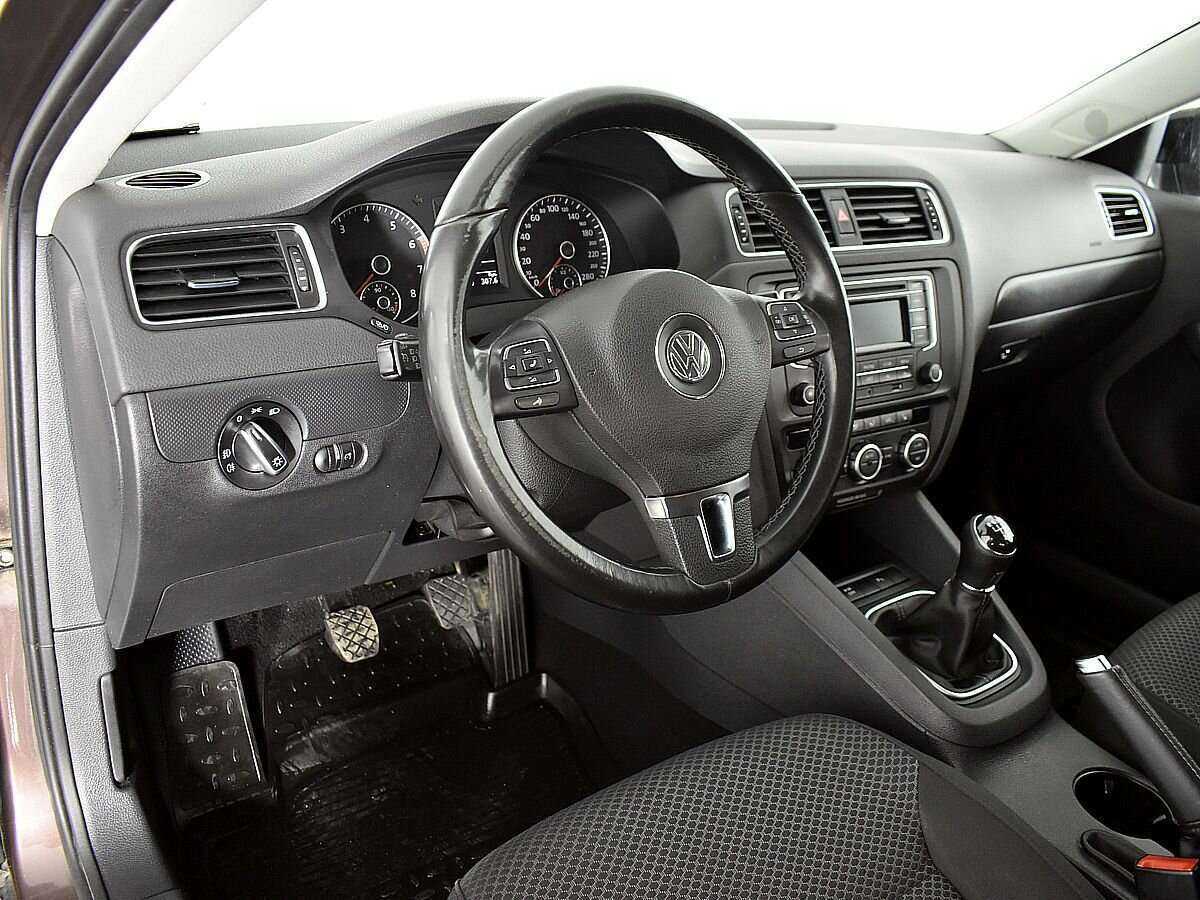 Volkswagen Jetta, 2014 Фото №6