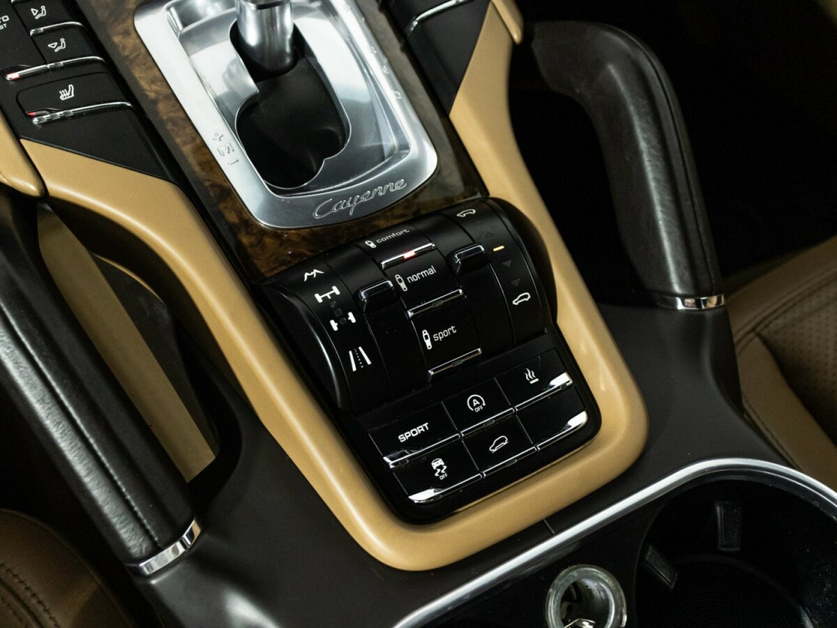 Porsche Cayenne II (958), 2011 Фото №20
