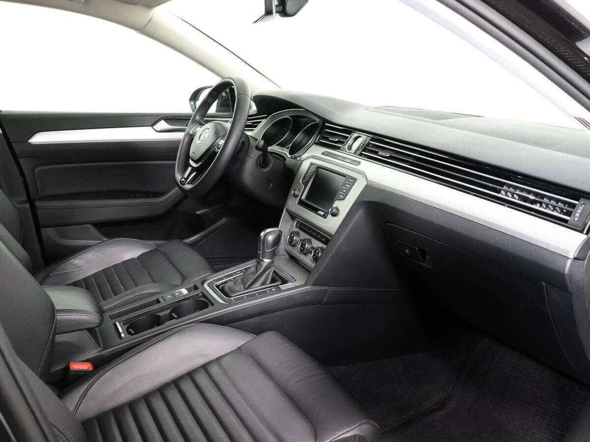 Volkswagen Passat, 2017 Фото №7