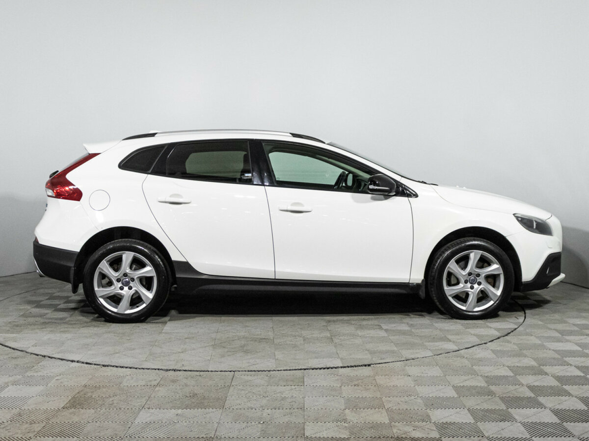 Volvo V40 Cross Country I, 2015 Фото №4
