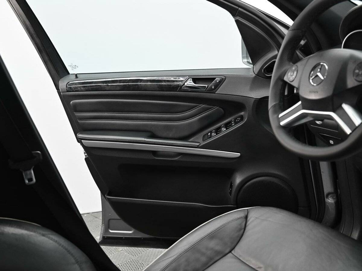 Mercedes-Benz M-Класс 350, 2011 Фото №6