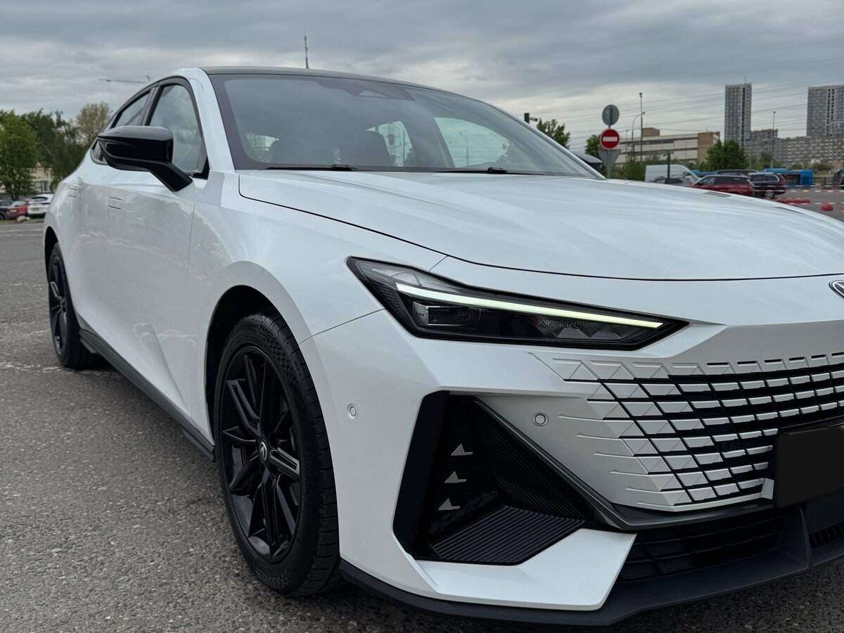Changan UNI-V, 2024 Фото №8