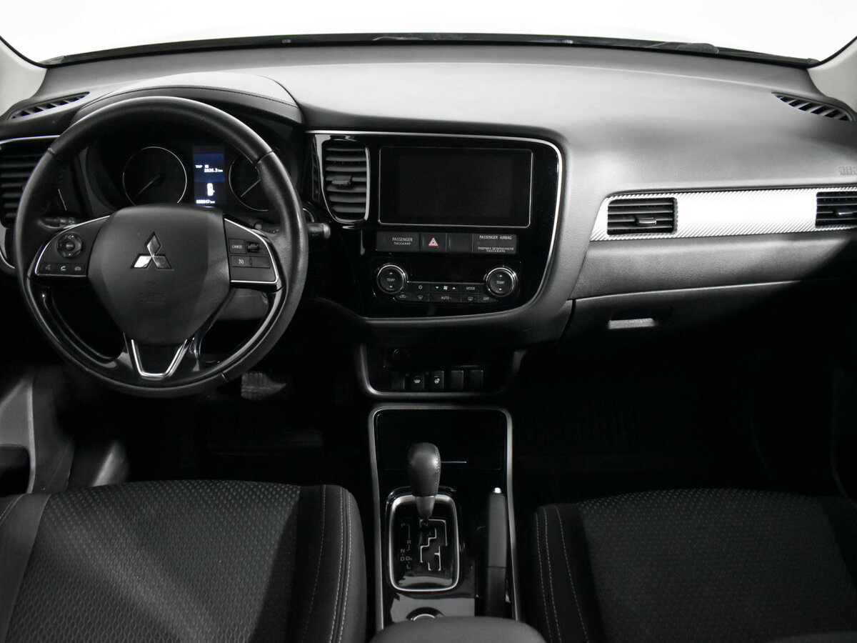 Mitsubishi Outlander III Рестайлинг 2, 2018 Фото №12