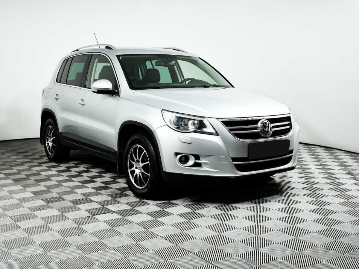 Volkswagen Tiguan, 2010 Фото №3