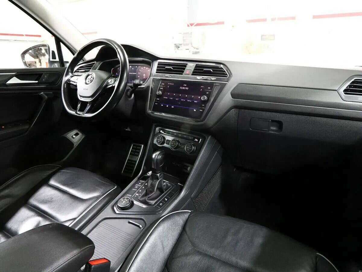 Volkswagen Tiguan, 2020 Фото №19
