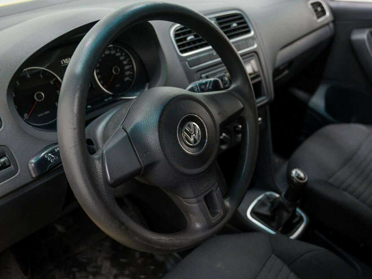 Volkswagen Polo, 2011 Фото №18
