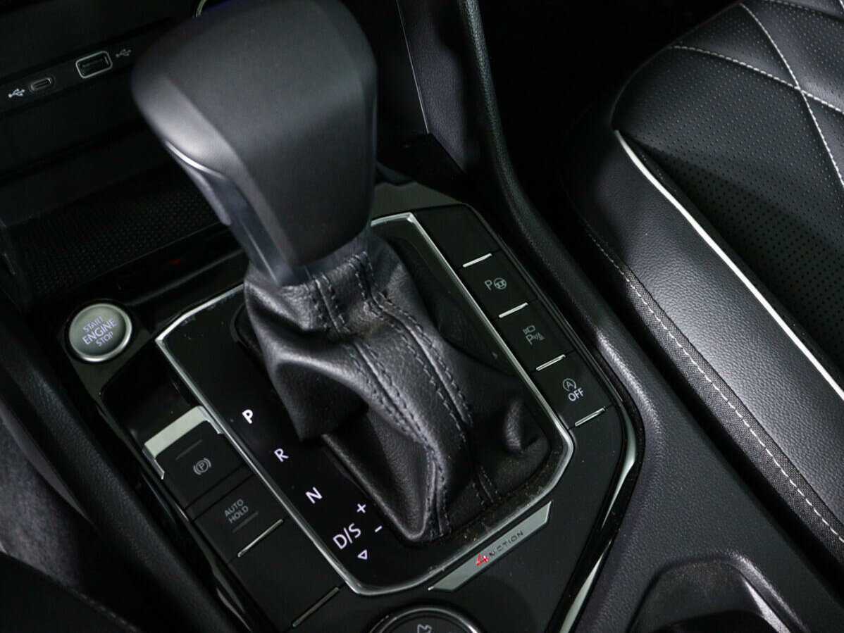 Volkswagen Tiguan L, 2023 Фото №20