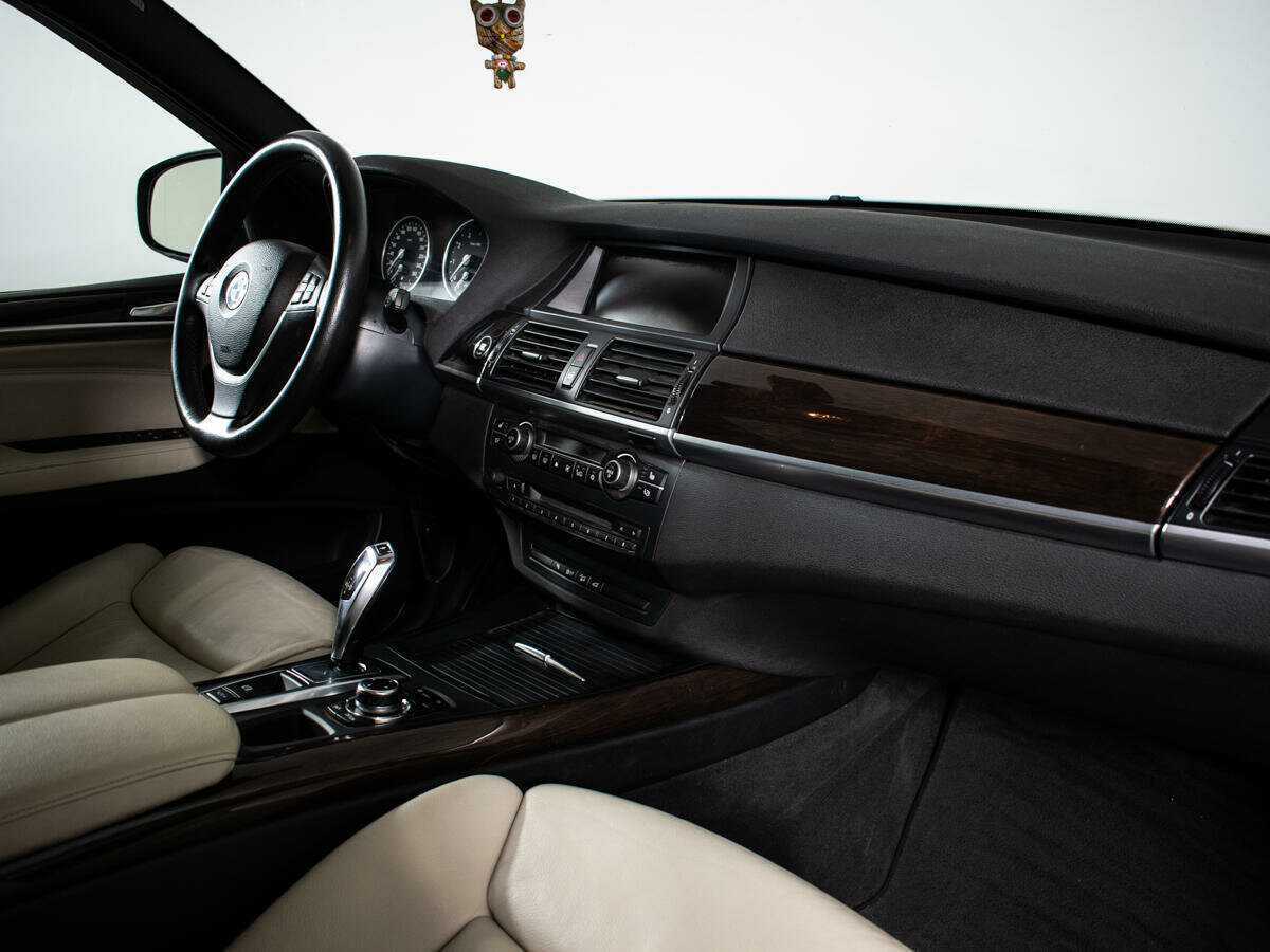 BMW X5 35i, 2010 Фото №6