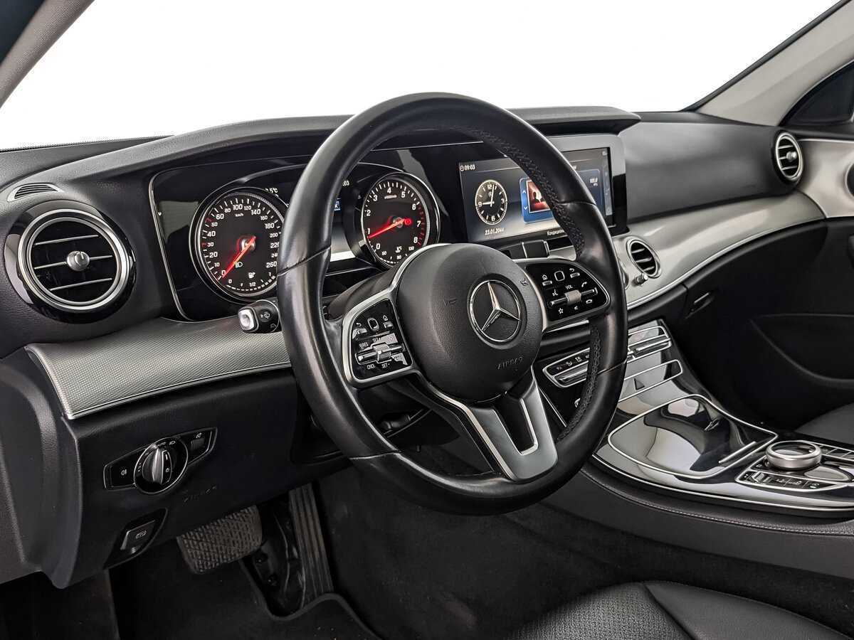 Mercedes-Benz E-Класс 200, 2019 Фото №11
