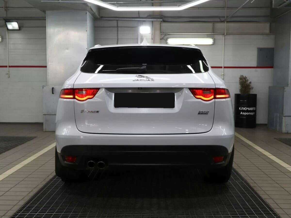 Jaguar F-Pace, 2016 Фото №4
