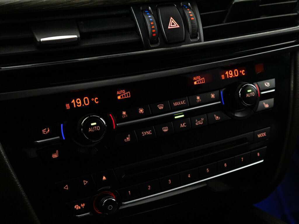 BMW X5 40d, 2014 Фото №18