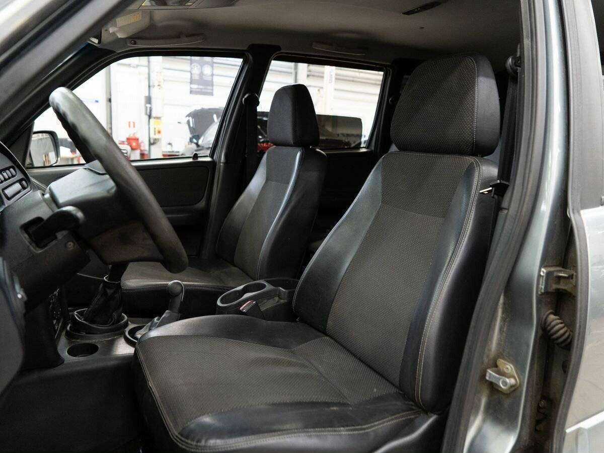 Chevrolet Niva, 2011 Фото №6