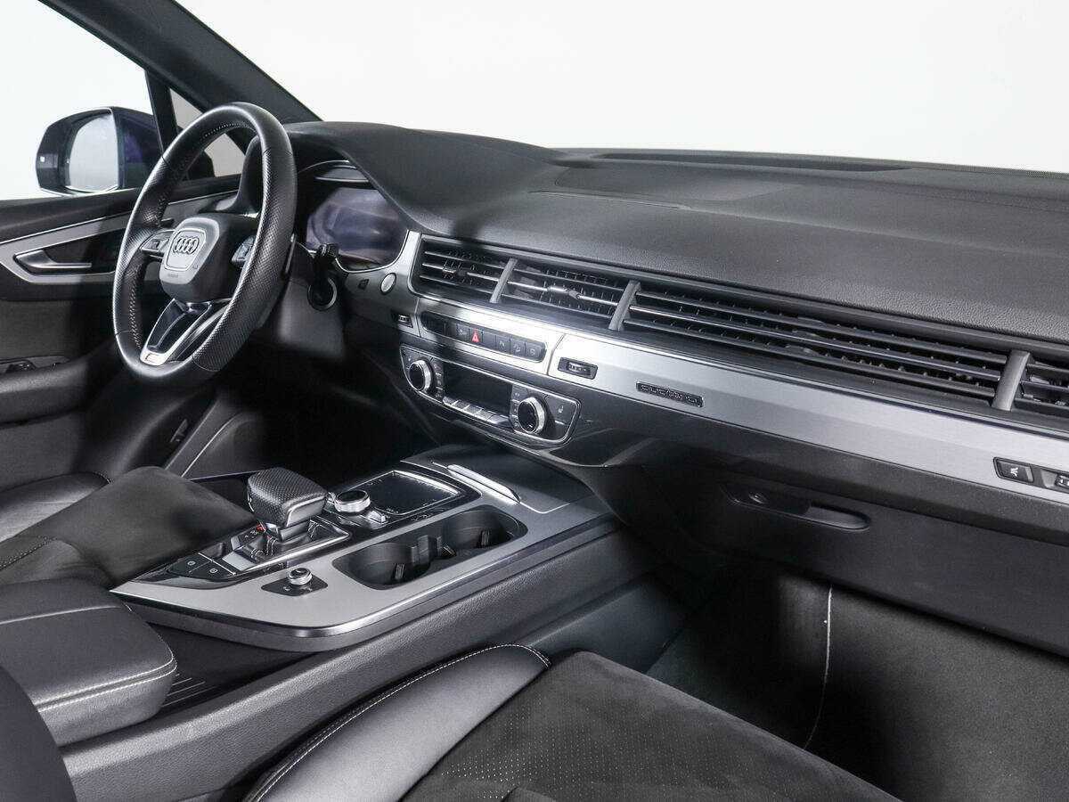Audi Q7, 2018 Фото №8