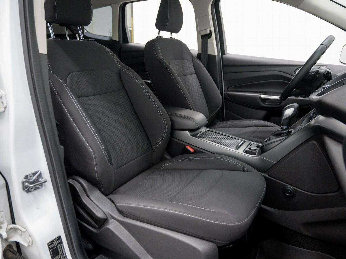 Ford Kuga, 2017 Фото №9