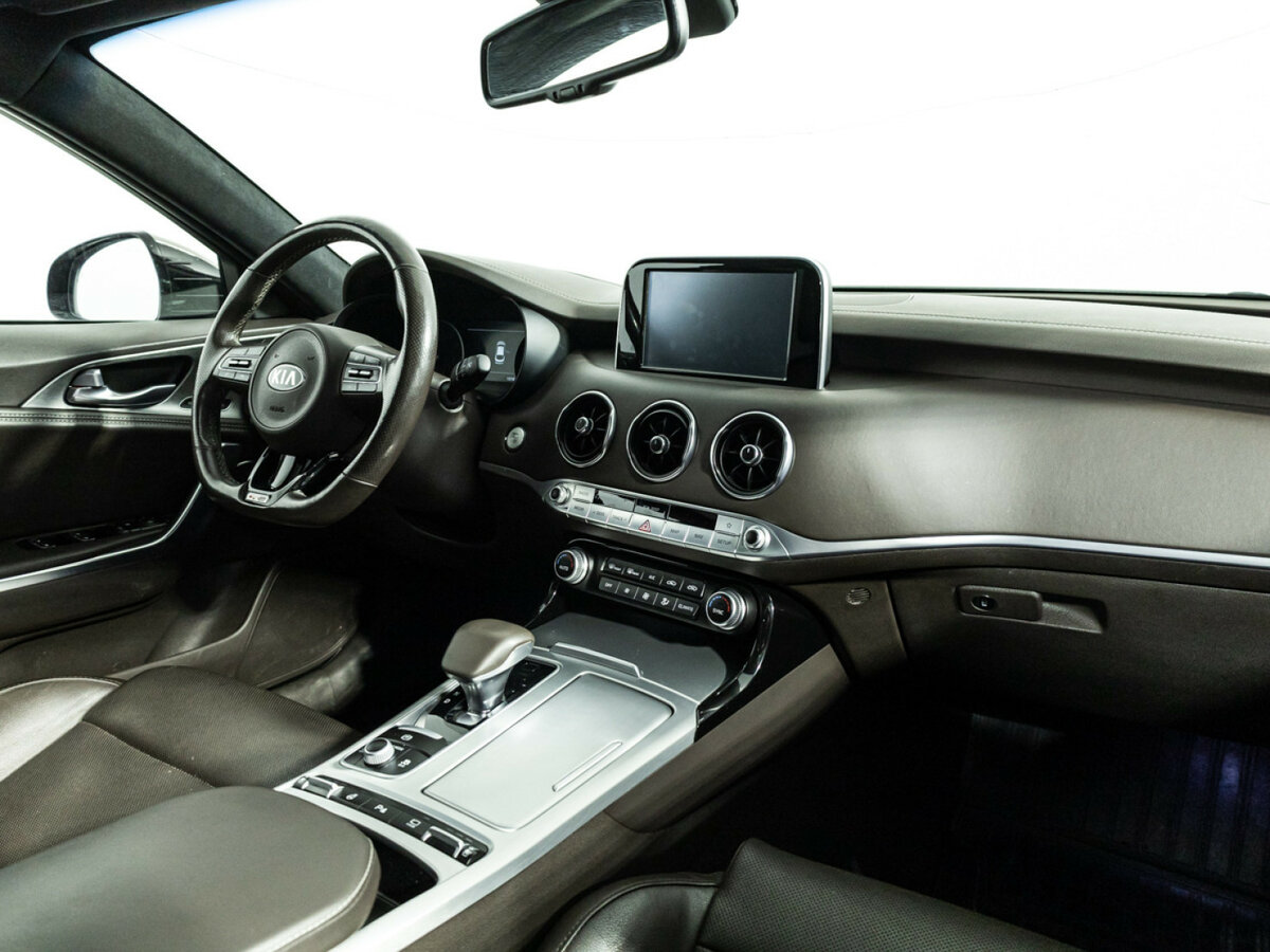 Kia Stinger I, 2018 Фото №9