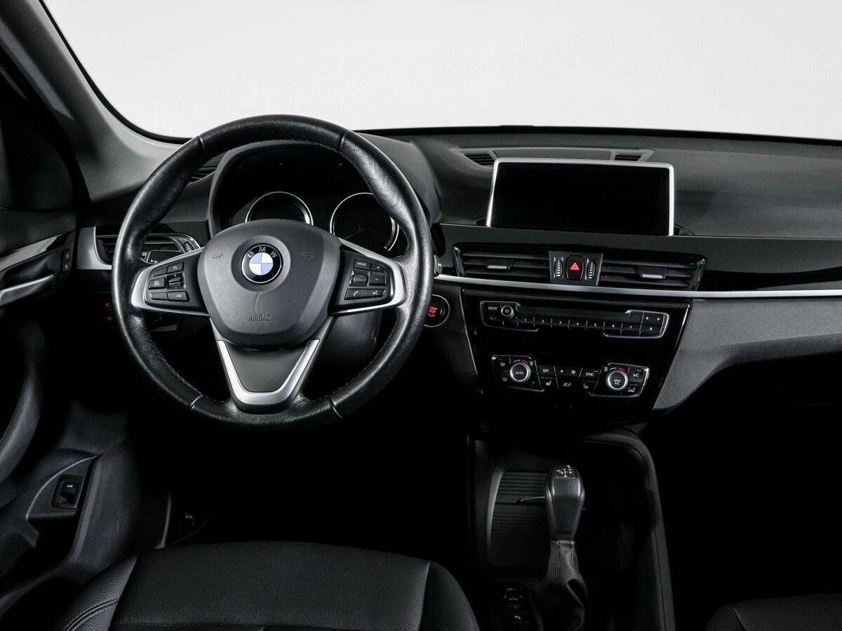 BMW X1 18d xDrive, 2020 Фото №11