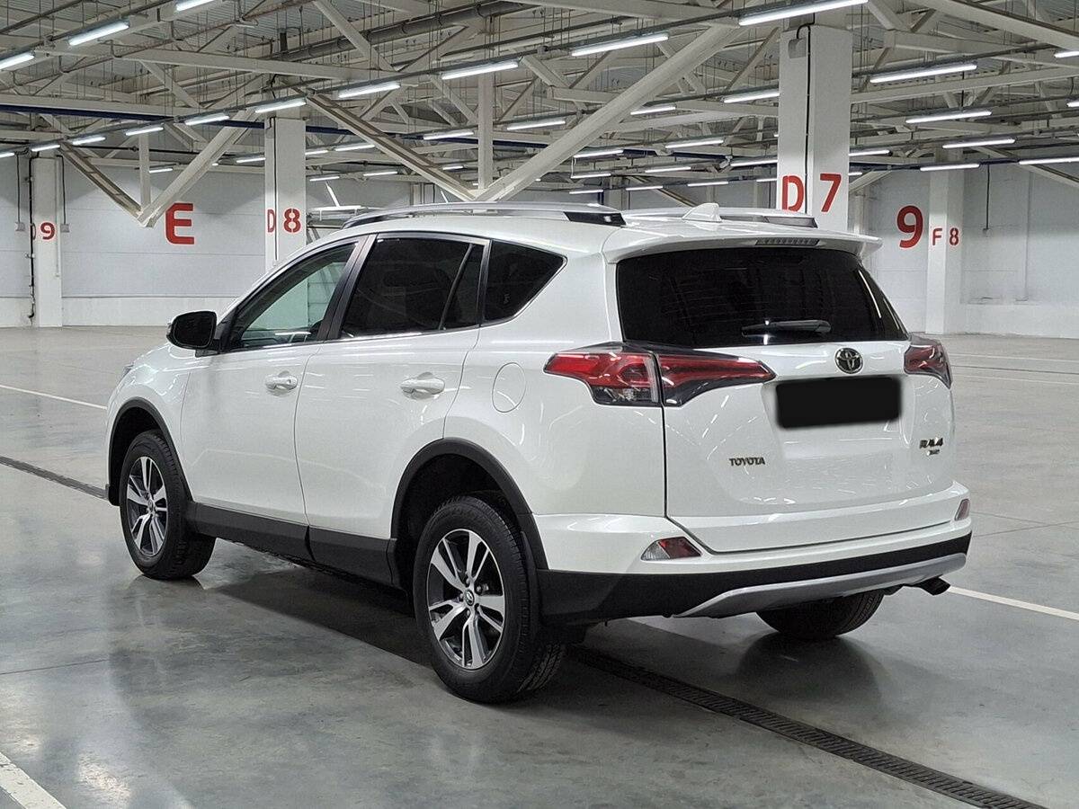 Toyota RAV4 IV (XA40) Рестайлинг, 2016 Фото №7