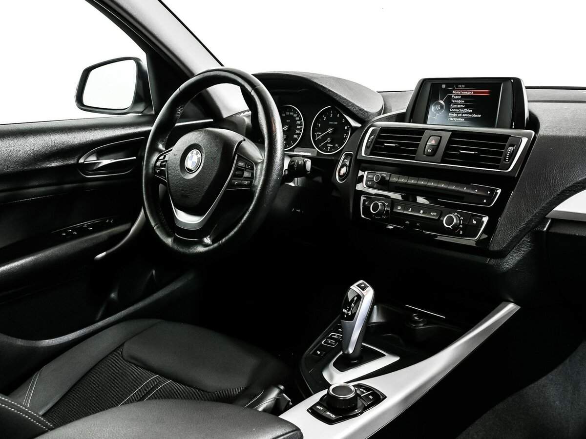 BMW 1 серии 118i, 2017 Фото №9