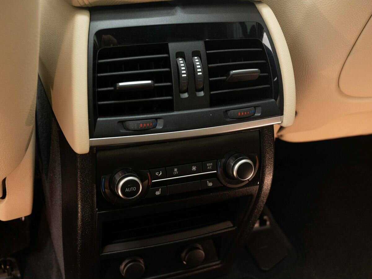 BMW X5 40e, 2017 Фото №26