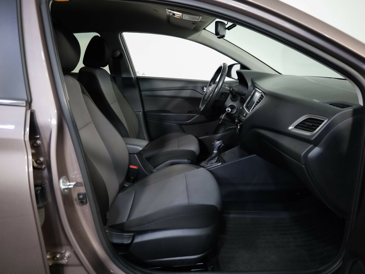 Hyundai Solaris II, 2019 Фото №19