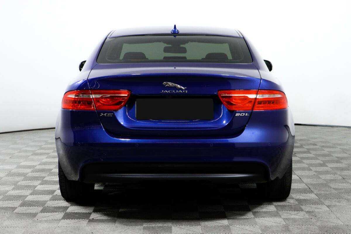 Jaguar XE, 2015 Фото №6