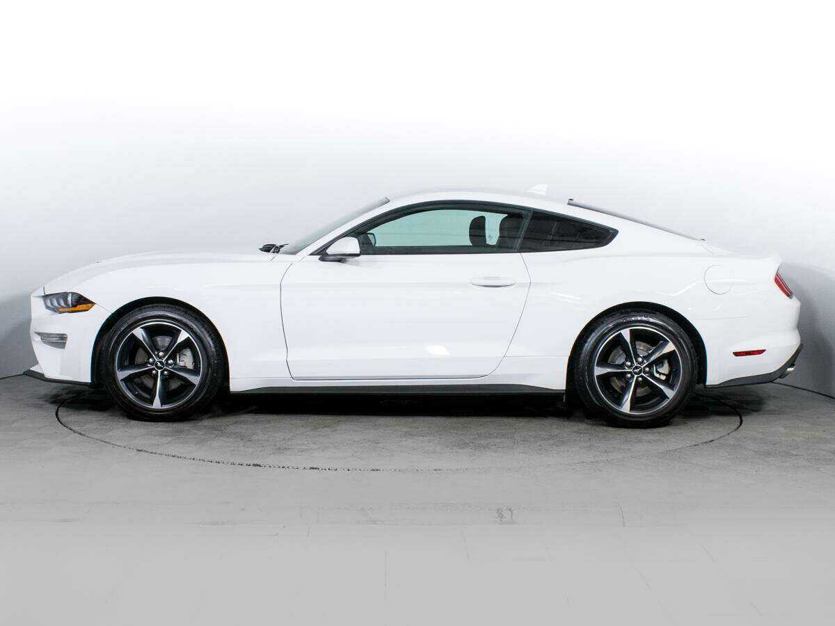 Ford Mustang, 2022 Фото №8