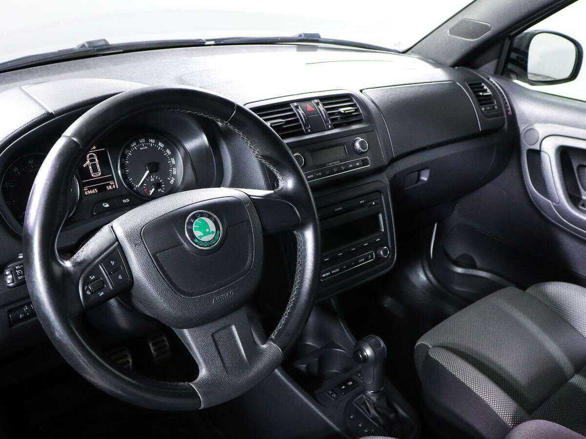 Skoda Fabia, 2012 Фото №14