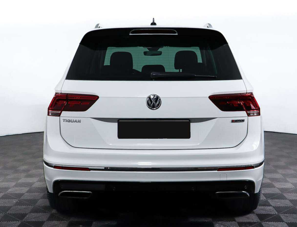 Volkswagen Tiguan, 2020 Фото №6