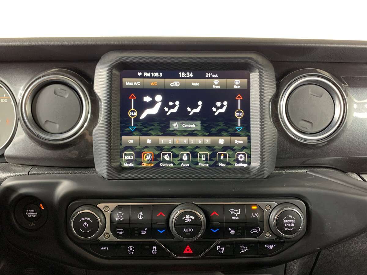 Jeep Wrangler, 2019 Фото №16