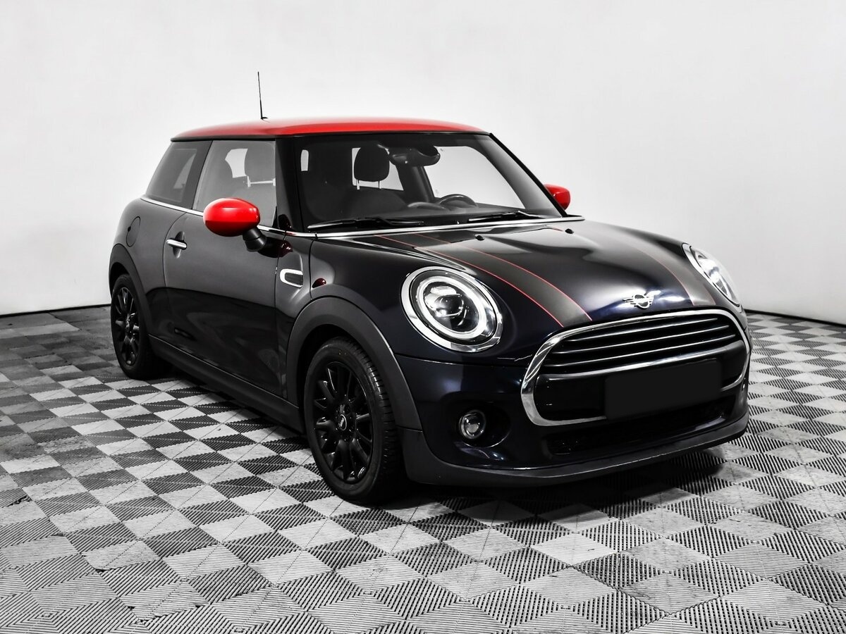 Mini Hatch Cooper III (F55/F56) Рестайлинг, 2019 Фото №3