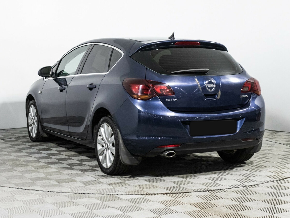 Opel Astra J, 2010 Фото №7