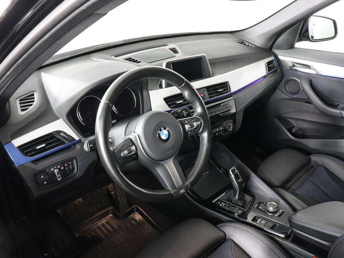 BMW X1 20i xDrive, 2019 Фото №6