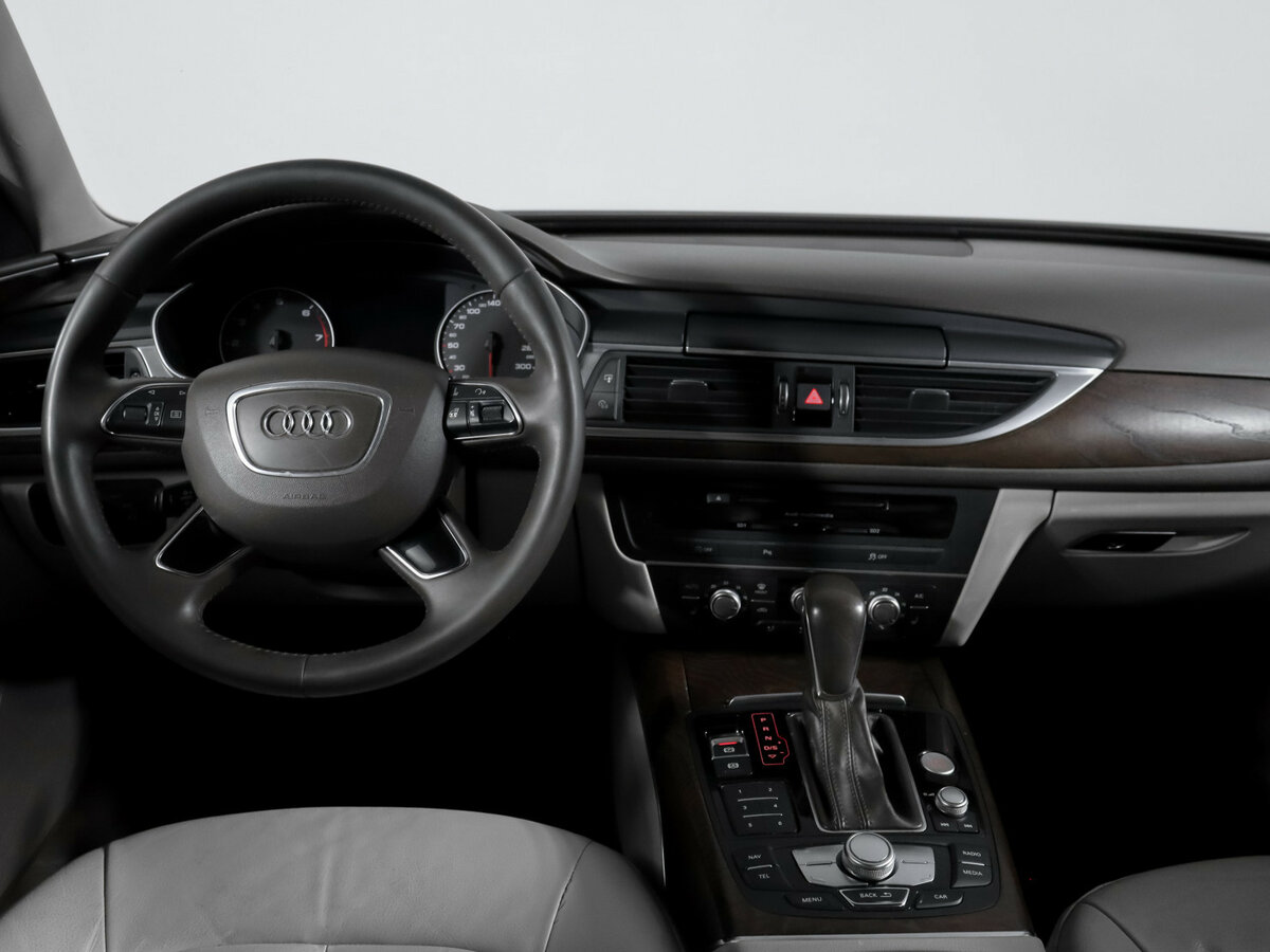 Audi A6 IV (C7) Рестайлинг, 2015 Фото №12