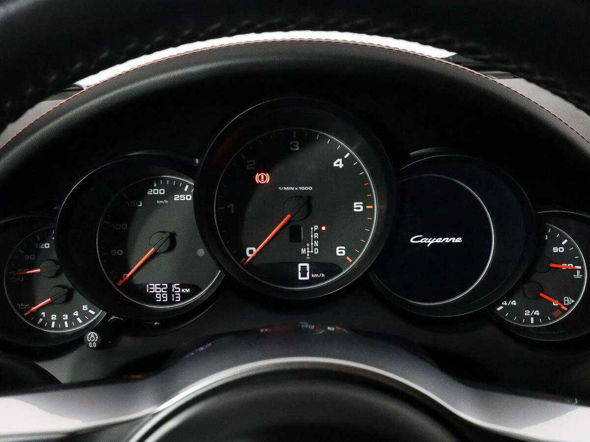 Porsche Cayenne Diesel, 2016 Фото №8