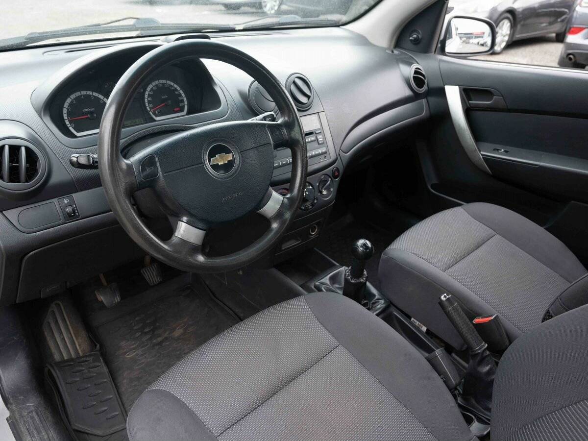 Chevrolet Aveo, 2010 Фото №7