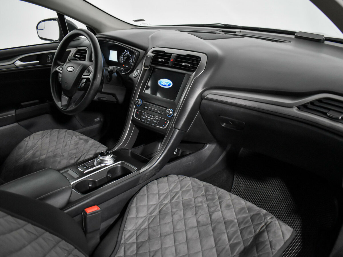 Ford Fusion (North America) II Рестайлинг, 2017 Фото №9