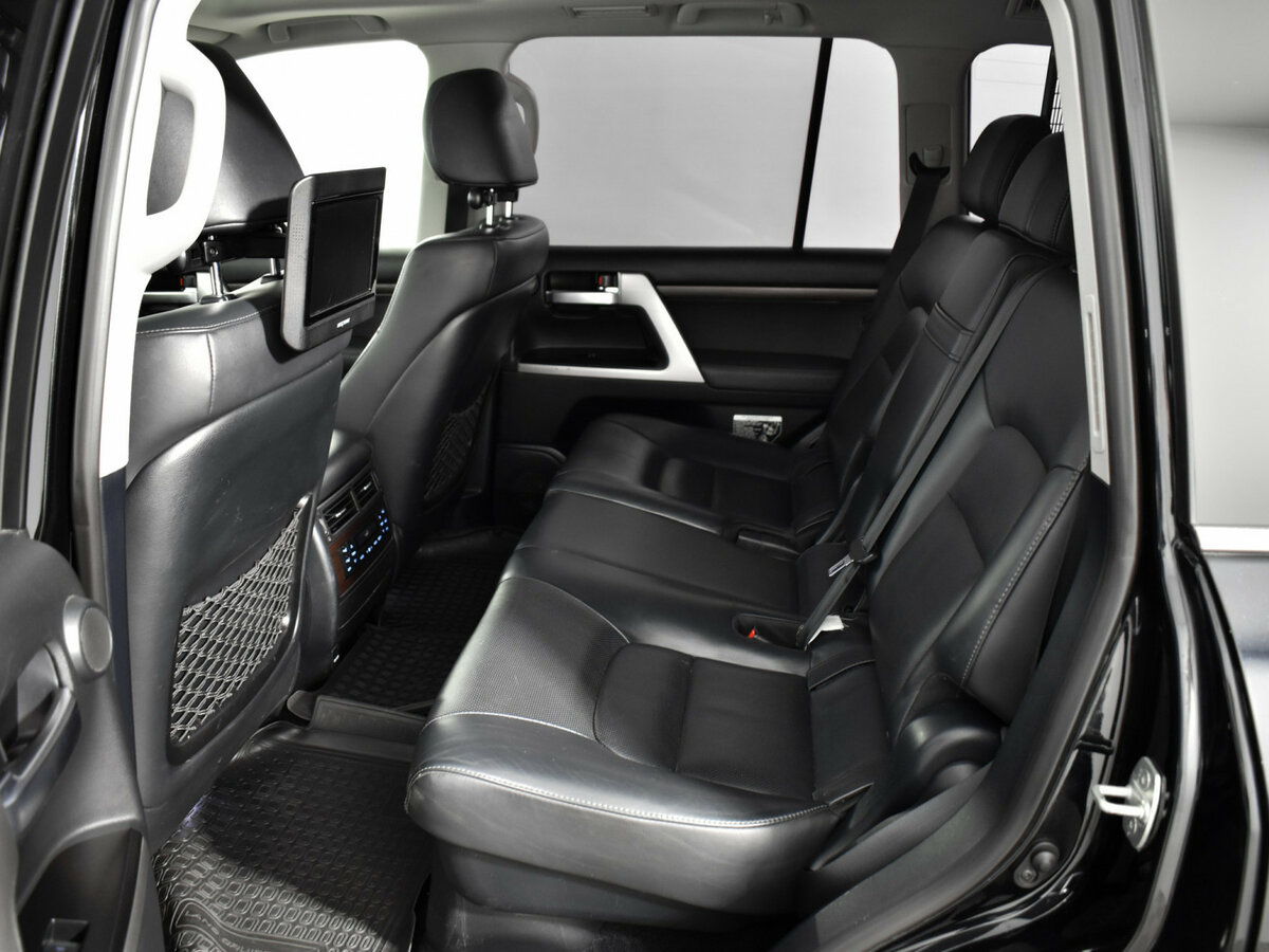 Toyota Land Cruiser 200 Series Рестайлинг 2, 2015 Фото №9