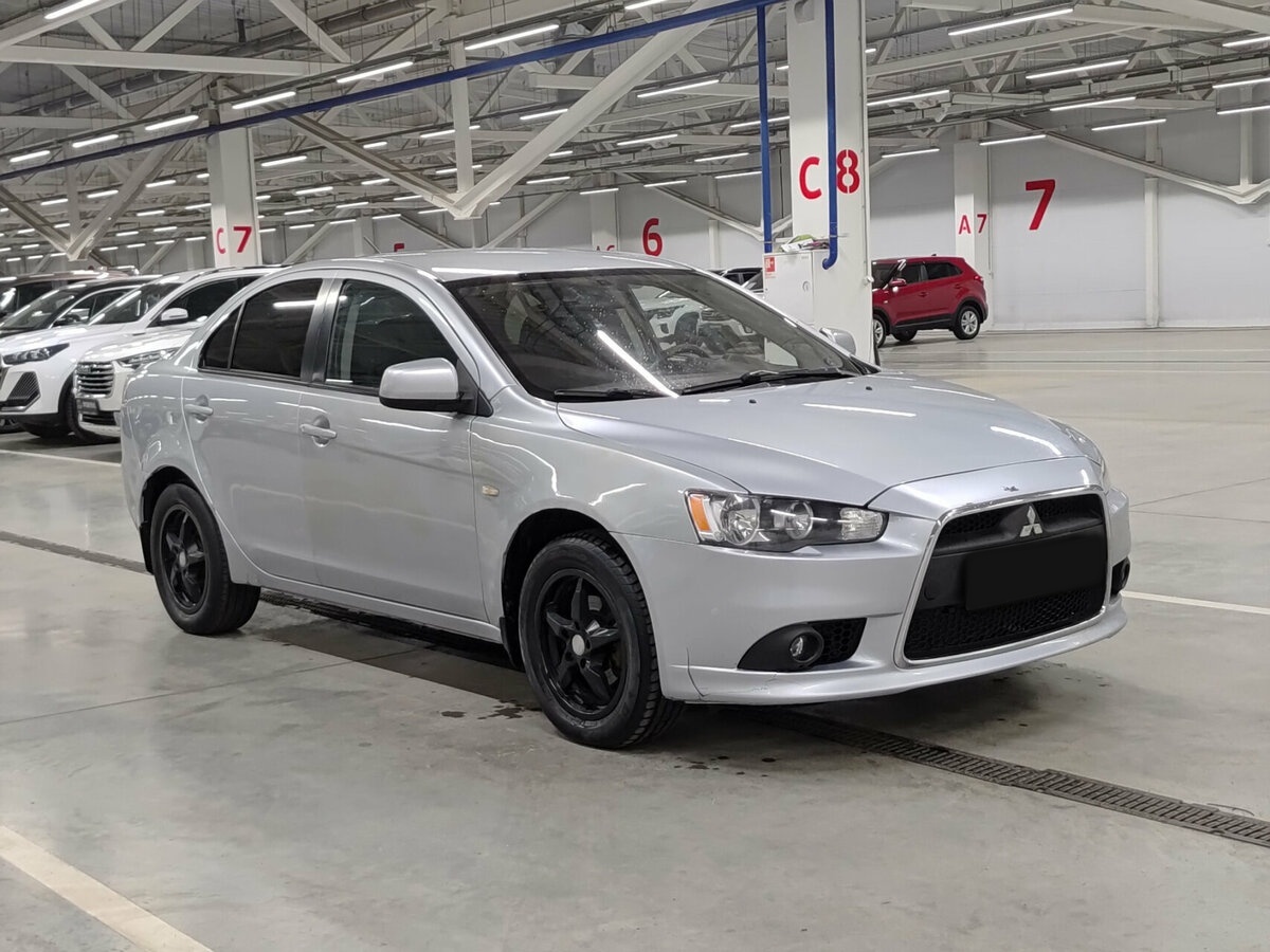 Mitsubishi Lancer X Рестайлинг, 2011 Фото №3