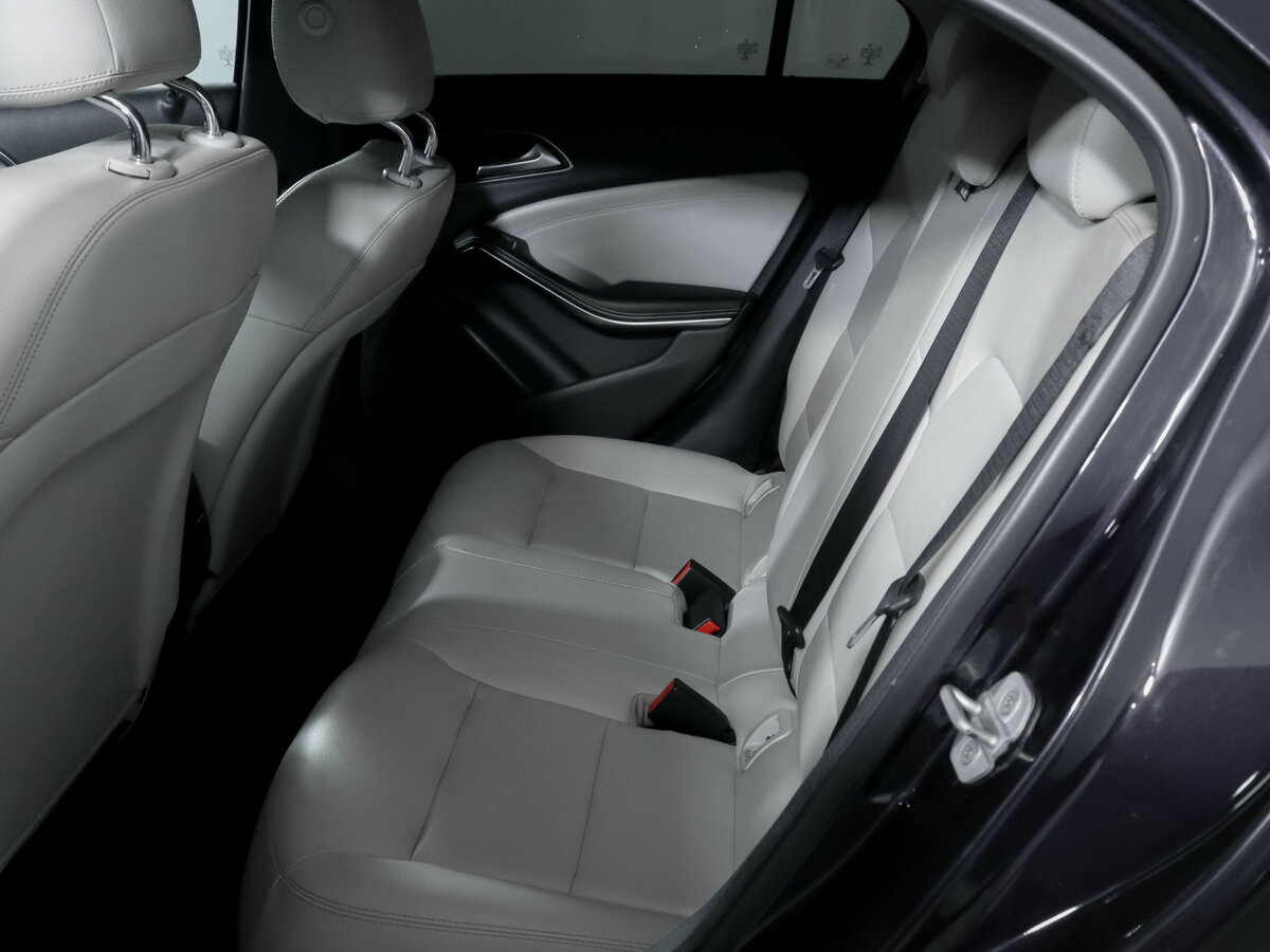 Mercedes-Benz A-Класс 180 III (W176), 2013 Фото №8