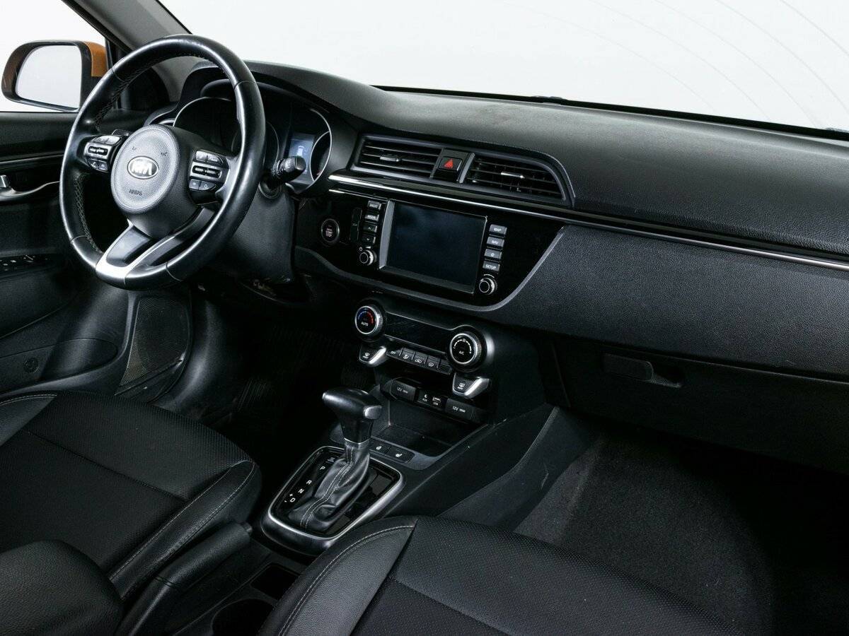 Kia Rio X-Line, 2019 Фото №8